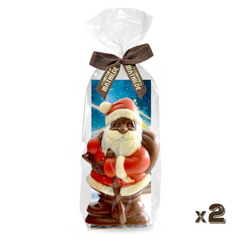 Panier cadeau avec Père Noël en chocolat
