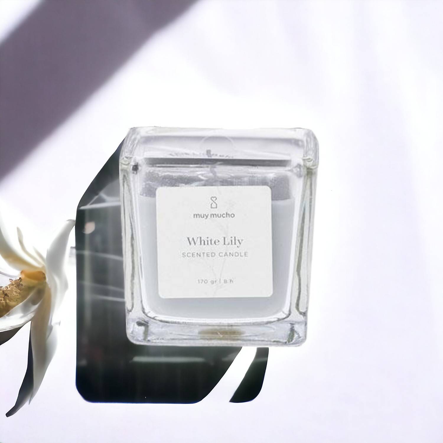 Muy Mucho White Lily - Bougie en verre carrée