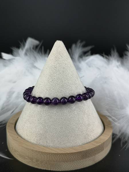 Bracelet de perles en pierre naturelle Améthyste violet 6mm - Les bienfaits des pierres et des mineraux