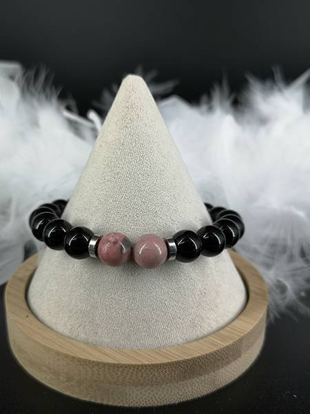 Bracelet de perles homme en pierre naturelle Onyx noir et Rhodonite rose - Les bienfaits des pierres et des mineraux